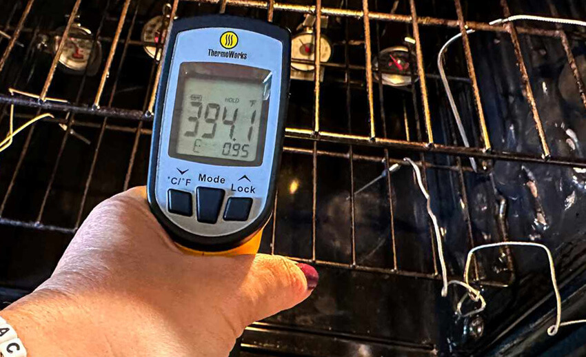 Oven temperature is inaccurate